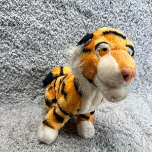 Vintage 1992 Disney Aladdin Rajah Tiger Plush Stuffed Animal
